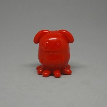 Red Ox figure by David Horvath, produced by Toy Art Gallery. Front view.