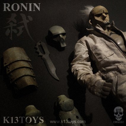 Ronin figure, produced by K13 Toys. Detail view.