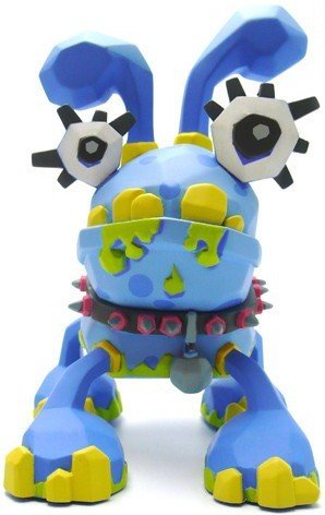 Roofus figure by Cameron Tiede, produced by Mindstyle. Front view.