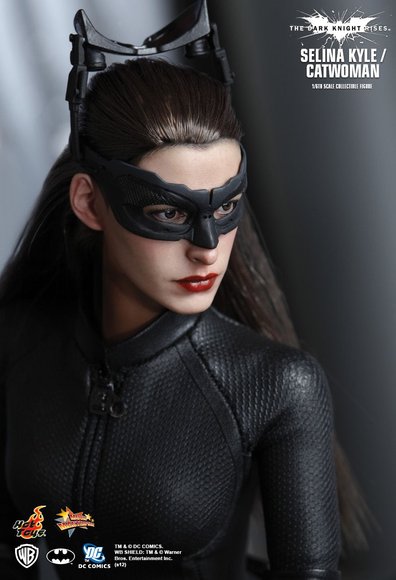 Selina Kyle / Catwoman figure by Kojun, produced by Hot Toys. Detail view.
