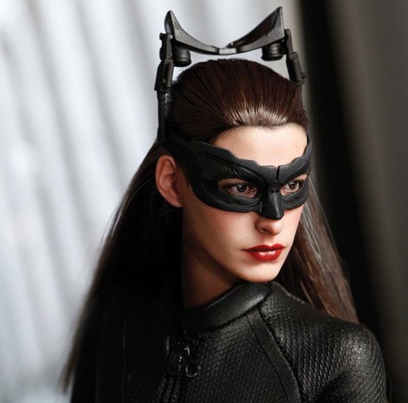 Selina Kyle / Catwoman figure by Kojun, produced by Hot Toys. Detail view.