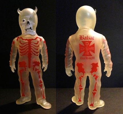 Shocker Skullman figure by Balzac, produced by Secret Base. Detail view.