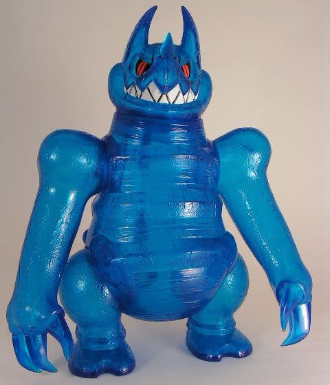 Skull King Clear Blue figure by Touma, produced by Intheyellow. Front view.