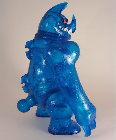 Skull King Clear Blue figure by Touma, produced by Intheyellow. Side view.