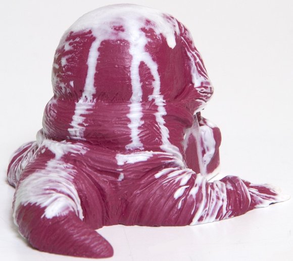 Skulor the Worm King: Marbled (Cranberry and White) figure by Joshua Sutton, produced by Dubose Art. Back view.