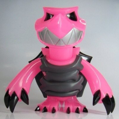 Skuttle BlackStrawberry Ver. figure by Touma, produced by One-Up. Front view.