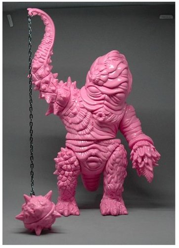 Slugbeard - Bubblegum figure by Paul Kaiju, produced by Toy Art Gallery. Front view.