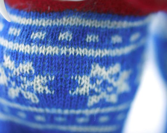 Snow-Print Sweater Prince figure by Qiu Dechun, produced by Nothing Studio. Detail view.