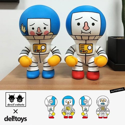Space To-fu figure by Devilrobots, produced by Delitoys (Korea). Front view.