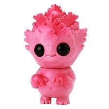 Sproot - Pink Colorway figure by Chris Ryniak, produced by Tomenosuke + Circus Posterus. Front view.
