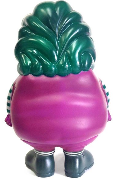 SUPER SIZED ME S.S.F JOKER figure by Ron English, produced by Secret Base. Back view.