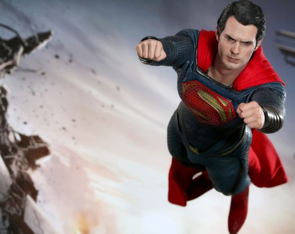 Superman figure by Dc Comics, produced by Hot Toys. Front view.