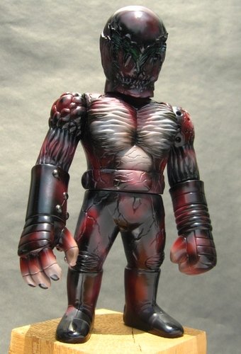 Switch Next figure by Atom A. Amaresura, produced by Realxhead. Front view.