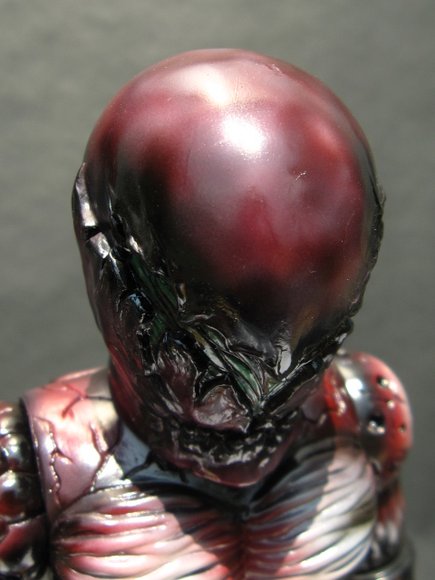 Switch Next figure by Atom A. Amaresura, produced by Realxhead. Detail view.