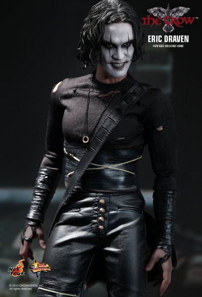 The Crow ( Eric Draven ) figure by Jc. Hong, produced by Hot Toys. Detail view.
