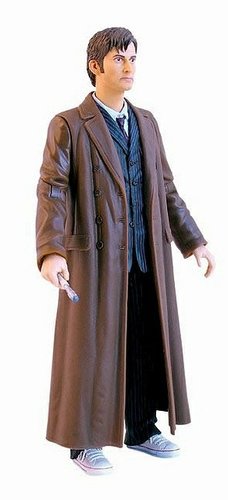 The Doctor in Trenchcoat figure, produced by Underground Toys. Front view.