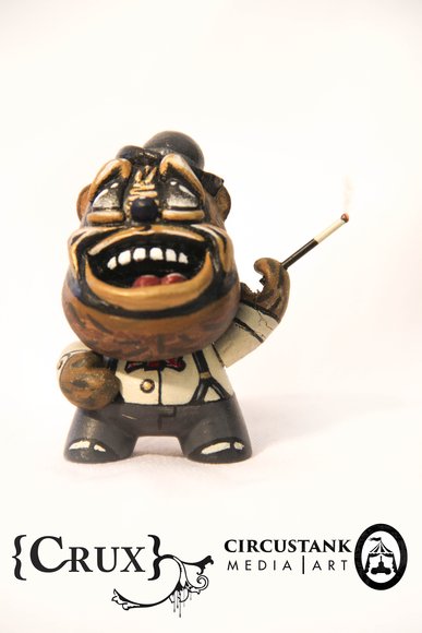 The Fancycrasher figure by Crux, produced by Kidrobot. Front view.