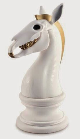 THE LAST KNIGHT : CLASSICAL EDITION figure by Andrew Bell, produced by Dyzplastic. Front view.