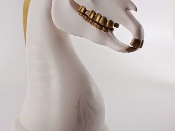 THE LAST KNIGHT : CLASSICAL EDITION figure by Andrew Bell, produced by Dyzplastic. Detail view.