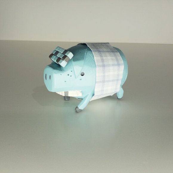 The Pig - Blue figure by Michael Lau, produced by Crazysmiles. Front view.