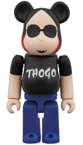 THOGO BE@RBRICK 100% figure, produced by Medicom Toy. Front view.