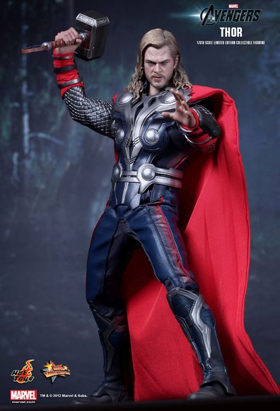 Thor figure by Yulli, produced by Hot Toys. Front view.