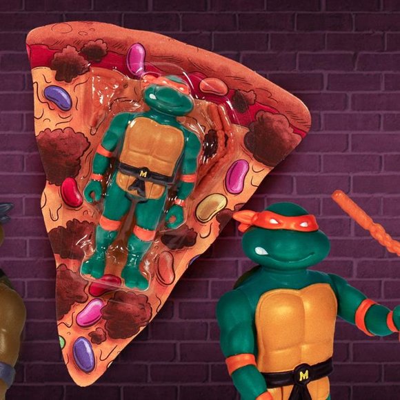 TMNT ReAction Pizza Box of 4 figure by Super7, produced by Super7. Front view.