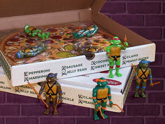 TMNT ReAction Pizza Box of 4 figure by Super7, produced by Super7. Packaging.