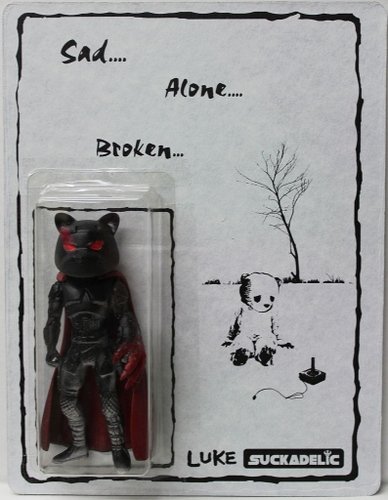 Sad… Alone… Broken... - DCon 2012 figure by Luke Chueh, produced by Suckadelic. Front view.
