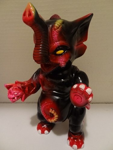 Boss Carrion Rose Abyss figure by Paul Kaiju. Front view.