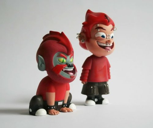 Pierce & Dogboy - Red Edition figure by Jared Deal, produced by Carnival Cartoons. Front view.