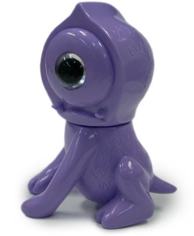 Star Pet figure by Killer J, produced by Killer J. Front view.