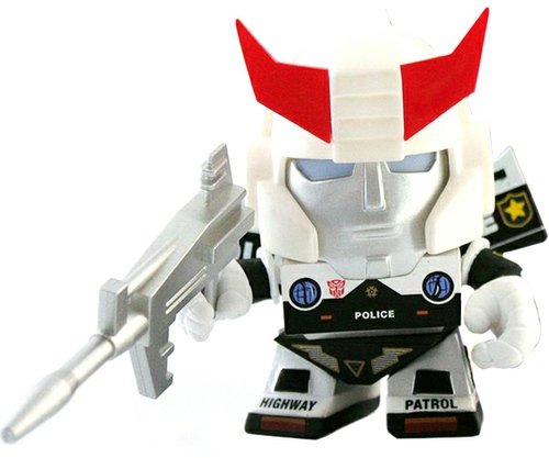 Transformers Mini Figure Series 2 - Prowl figure by Les Schettkoe, produced by The Loyal Subjects. Front view.