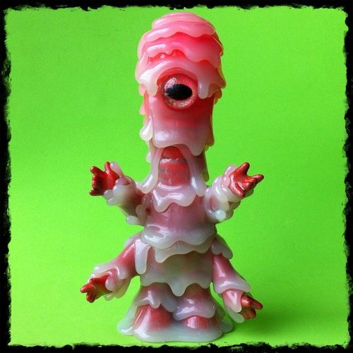  figure by Honkeylips, produced by Self Produced. Front view.