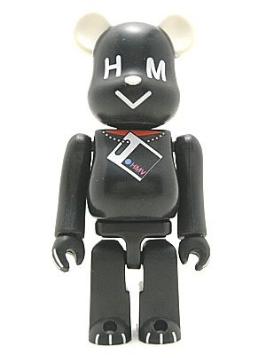 HMV Dog Be@rbrick 100% Black figure by Hmv, produced by Medicom Toy. Front view.