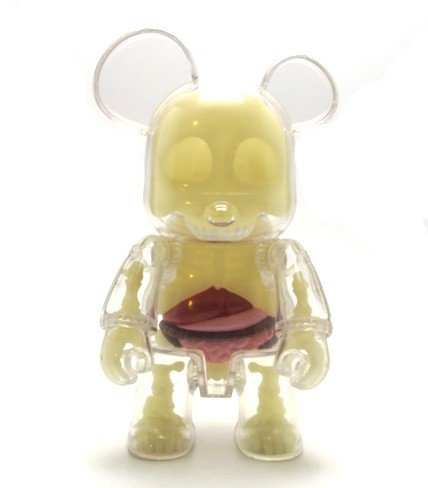 7 Inch Visible Qee figure by Jason Freeny, produced by Toy2R. Front view.