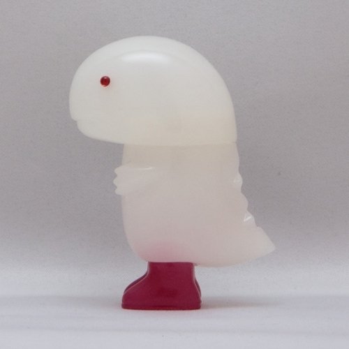 Amedas - Milky w/ Clear Red Boots figure by Chima Group, produced by Chima Group. Front view.