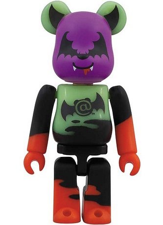 Halloween 2010 Be@rbrick 100% LED figure, produced by Medicom Toy. Front view.
