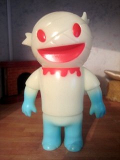 HolliBoy - S7 9th Anniversary Lucky Bag figure by Super7 X Le Merde, produced by Super7. Front view.