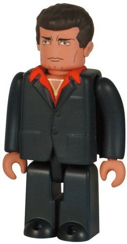 Fred Kubrick 100% figure, produced by Medicom Toy. Front view.