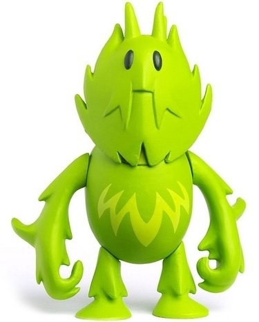 Green figure by Pete Fowler, produced by Playbeast. Front view.