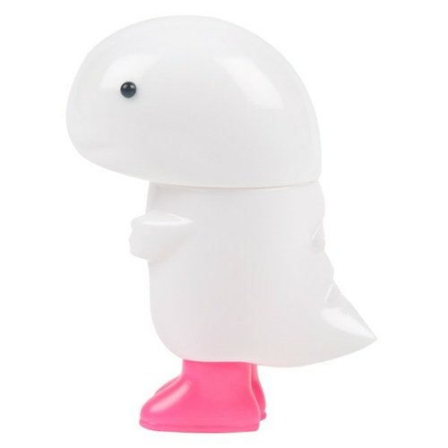 Amedas - White w/ Pink Boots figure by Chima Group, produced by Chima Group. Front view.