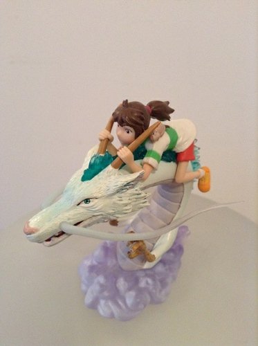 Spirited Away figure by Hayao Miyazaki, produced by Chaoer Studio Ghibli Statues. Front view.