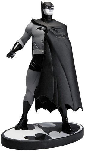 Batman Black & White Statue figure by Darwyn Cooke, produced by Dc Direct. Front view.