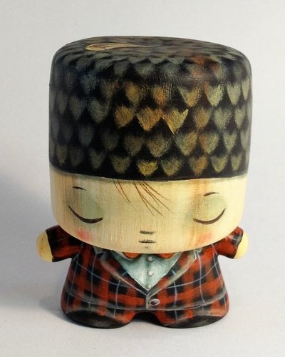 Acorn Marshall no.4 figure by 64 Colors. Front view.
