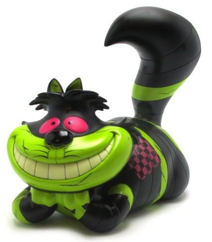 Cheshire Cat - Punk figure by Nic Cowan, produced by Span Of Sunset. Front view.