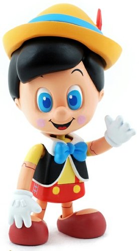Pinocchio  figure by Disney, produced by Hot Toys. Front view.
