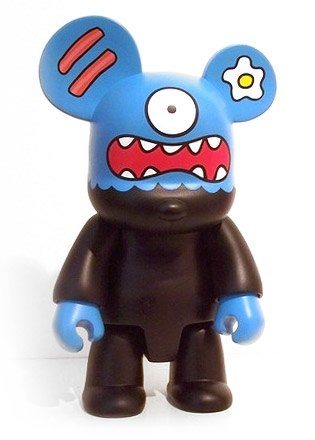 Ham Slammer figure by David Horvath, produced by Toy2R. Front view.