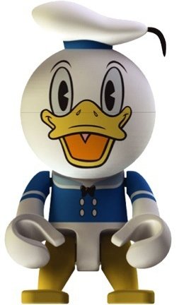 Disney Trexi Blind Box Series 1 - Donald Duck figure by Disney, produced by Play Imaginative. Front view.