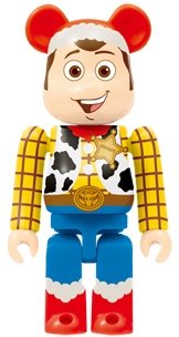 Woody Christmas Ver. Be@rbrick 100% figure by Disney, produced by Medicom Toy. Front view.